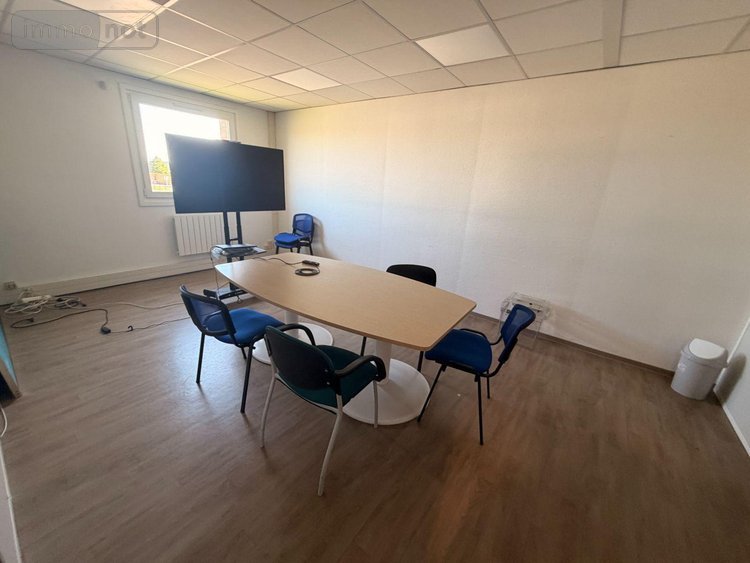 Immeuble a vendre Craywick 59279 Nord 1042 m2  1240000 euros