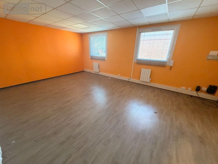 Immeuble a vendre Craywick 59279 Nord 1042 m2  1240000 euros
