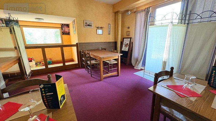 Fonds et murs commerciaux a vendre Salbris 41300 Loir-et-Cher 300 m2  368900 euros