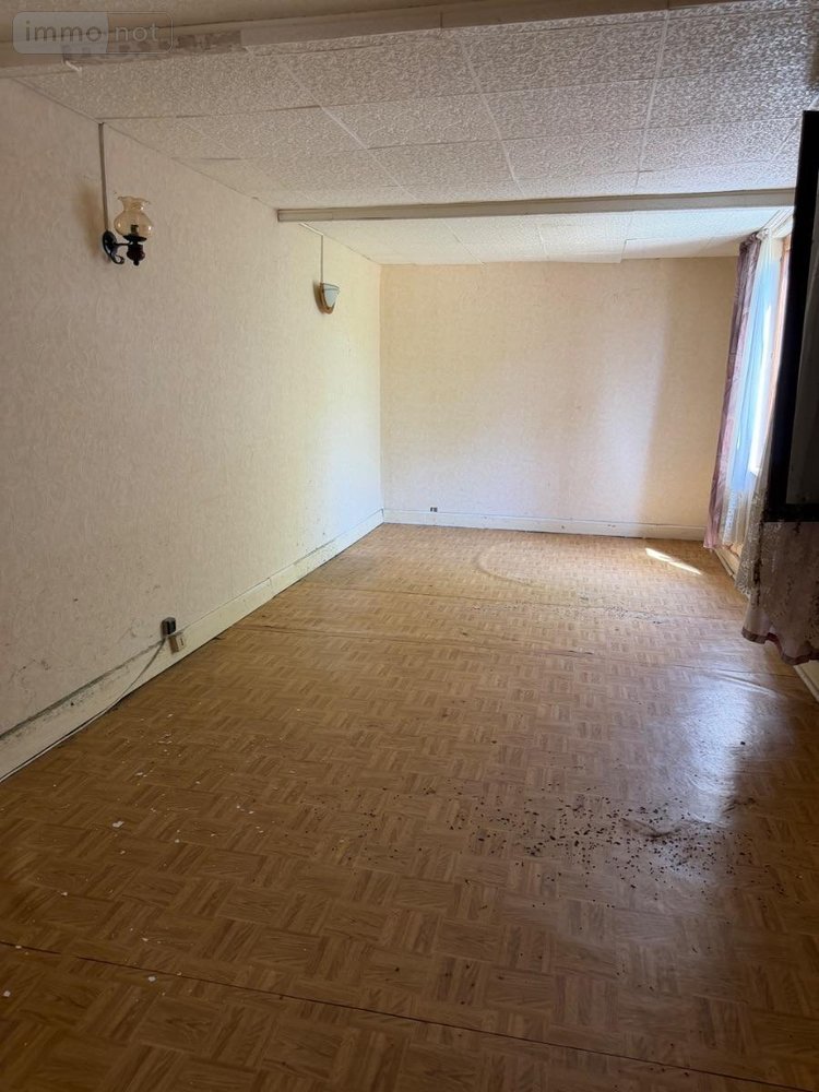 Maison a vendre Chinon 37500 Indre-et-Loire 75 m2 3 pièces 88560 euros