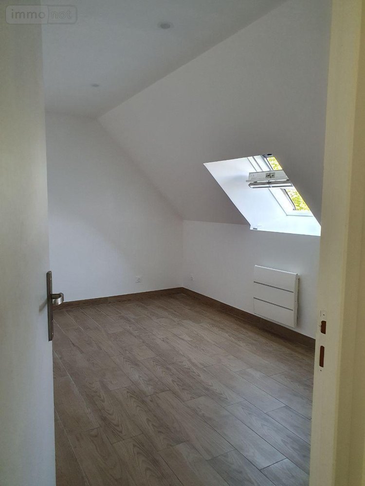 Location appartement Brugny-Vaudancourt 51530 Marne 56 m2 3 pièces 535 euros