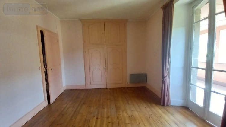 Maison a vendre Vic-sur-Cère 15800 Cantal 250 m2 12 pièces 168700 euros