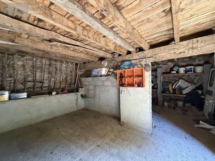 Terrains de loisirs bois etangs a vendre Vitrac 15220 Cantal 9282 m2  148400 euros