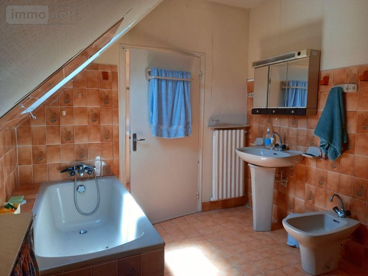 Maison a vendre Lanvéoc 29160 Finistère 122 m2 7 pièces 206700 euros