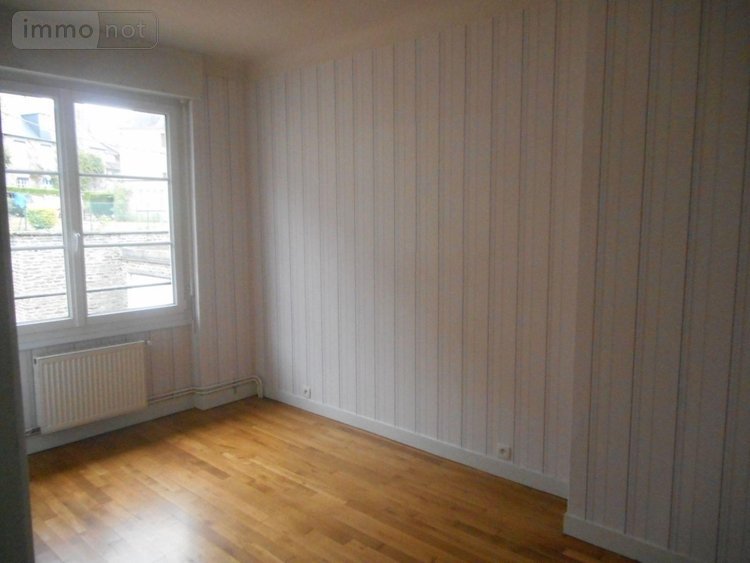 Location appartement Condé-en-Normandie 14110 Calvados 94 m2 5 pièces 531 euros