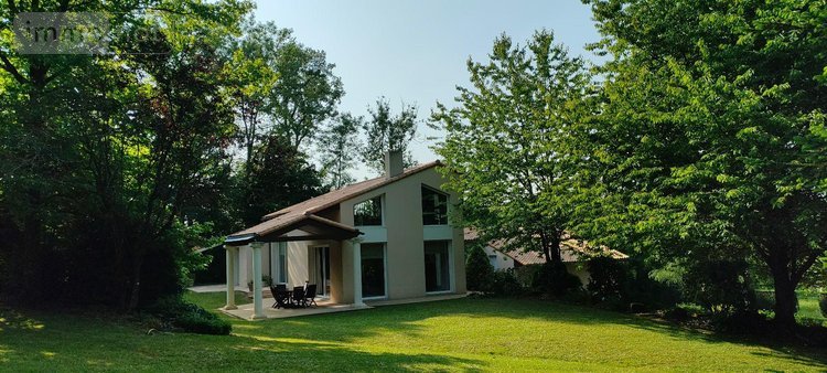 Maison a vendre Les Herbiers 85500 Vendée 254 m2 9 pièces 545000 euros
