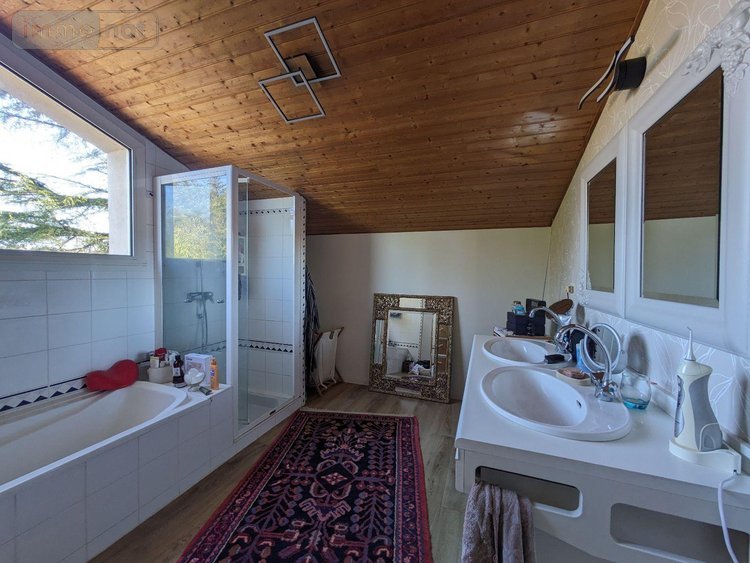 Maison a vendre Les Herbiers 85500 Vendée 254 m2 9 pièces 545000 euros