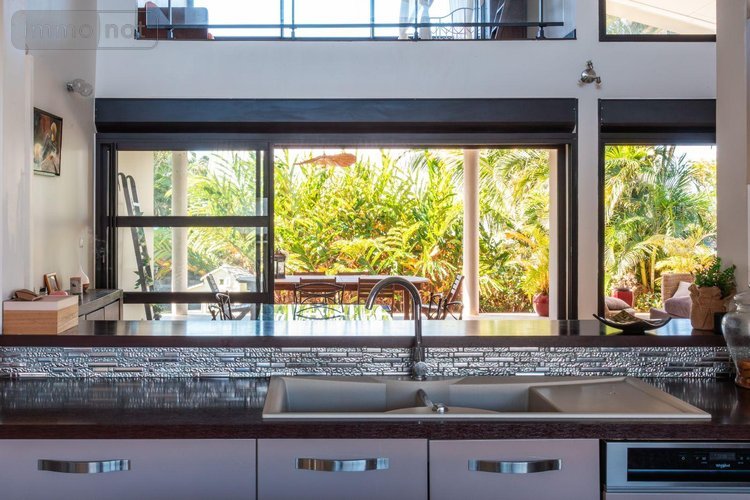 Maison a vendre Saint-Benoît 97470 Réunion 247 m2 7 pièces 570000 euros