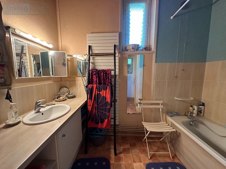 Maison a vendre La Celle-Saint-Cyr 89116 Yonne 251 m2 7 pièces 208000 euros