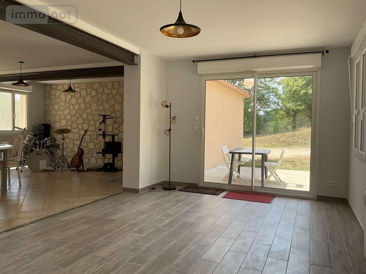 Maison a vendre Gourdon 46300 Lot 121 m2 5 pièces 234300 euros