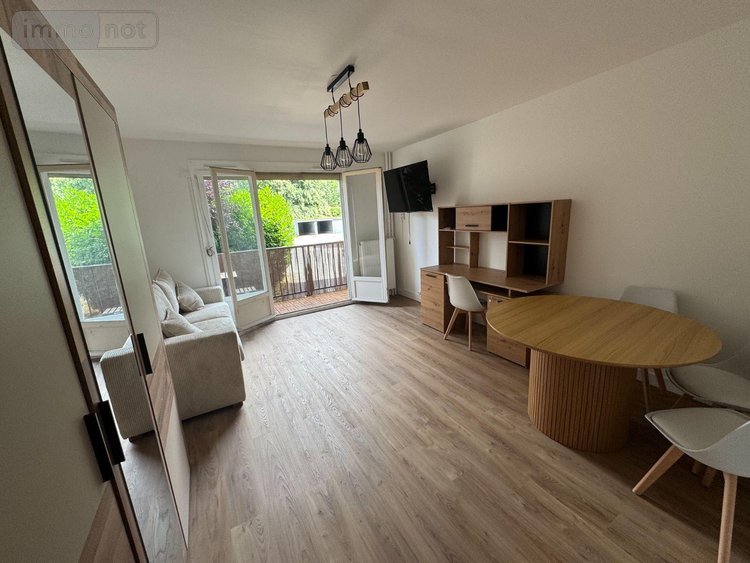 Location appartement Lille 59000 Nord 35 m2 1 pièce 820 euros