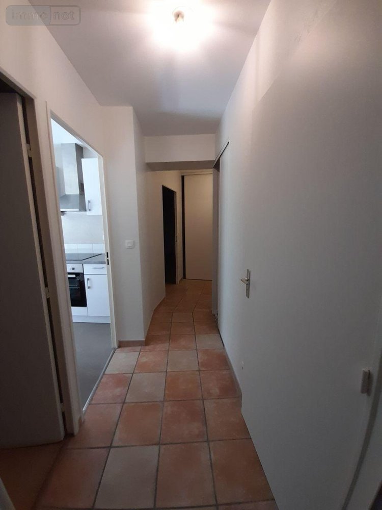 Location appartement Rennes 35000 Ille-et-Vilaine 49 m2 2 pièces 780 euros