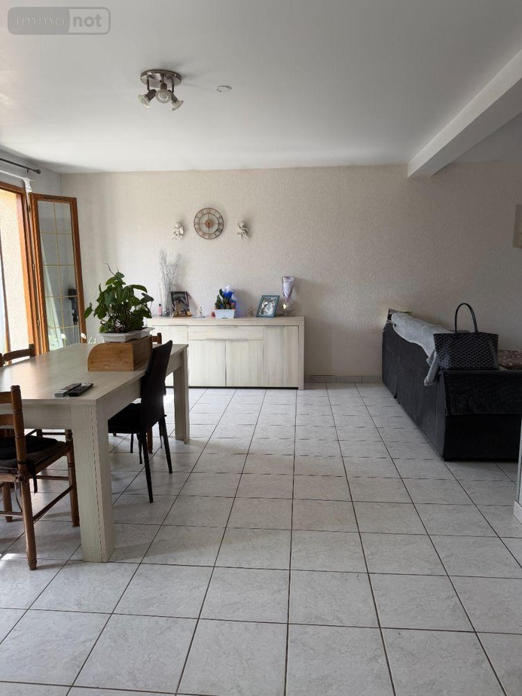 Maison a vendre Saint-Julien-les-Villas 10800 Aube 114 m2 6 pièces 254000 euros