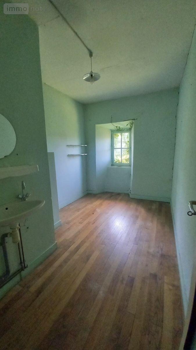 Maison a vendre Raulhac 15800 Cantal 234 m2  232500 euros