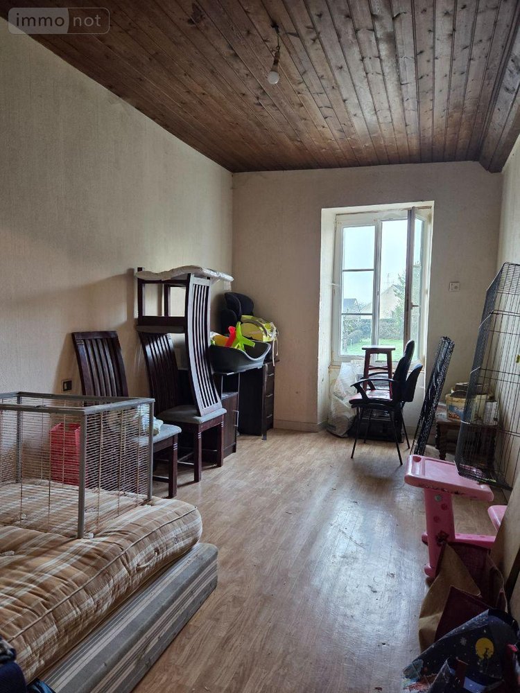 Immeuble a vendre Villaines-la-Juhel 53700 Mayenne 120 m2  79380 euros