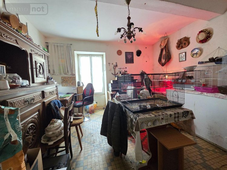 Immeuble a vendre Villaines-la-Juhel 53700 Mayenne 120 m2  79380 euros