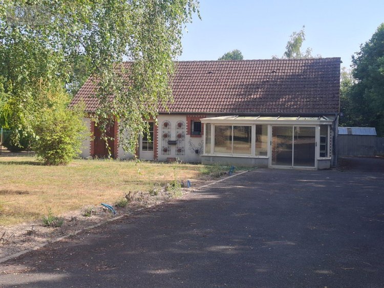 Maison a vendre Henrichemont 18250 Cher 140 m2 8 pièces 121325 euros