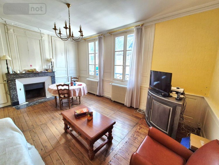 Immeuble a vendre Bar-sur-Seine 10110 Aube 203 m2  168000 euros