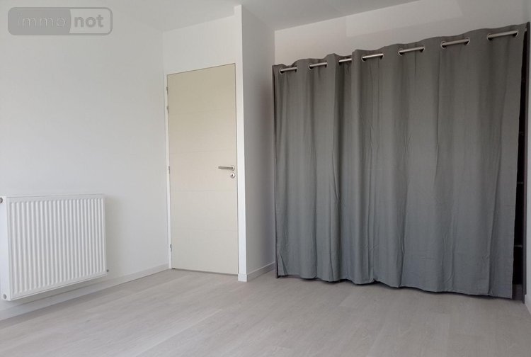 Location maison Amanlis 35150 Ille-et-Vilaine 120 m2  1050 euros
