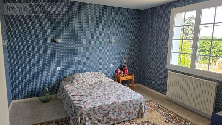 Maison a vendre Lezay 79120 Deux-Sèvres 162 m2 7 pièces 126700 euros