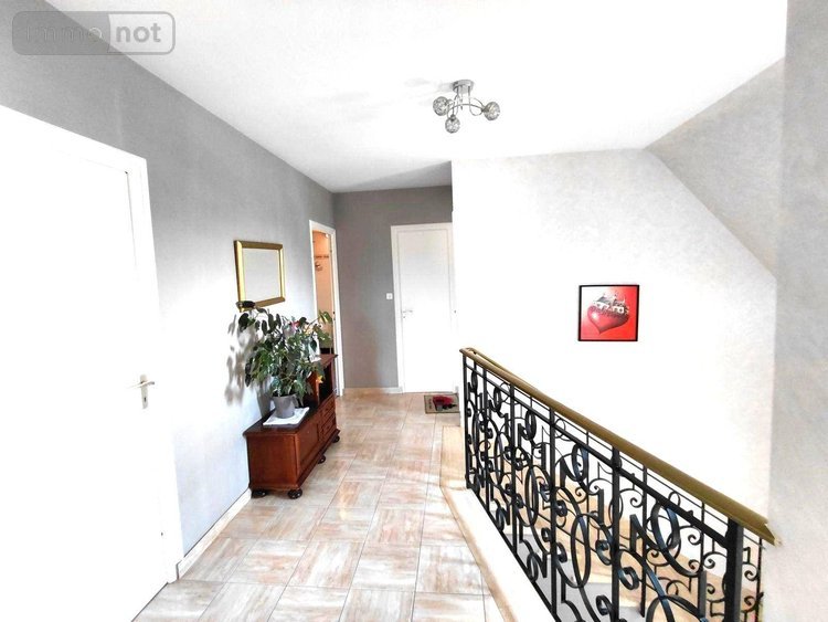 Maison a vendre Pontivy 56300 Morbihan 148 m2 6 pièces 260000 euros