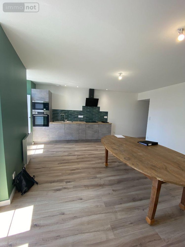 Location appartement La Chapelle-Chaussée 35630 Ille-et-Vilaine 64 m2 2 pièces 700 euros