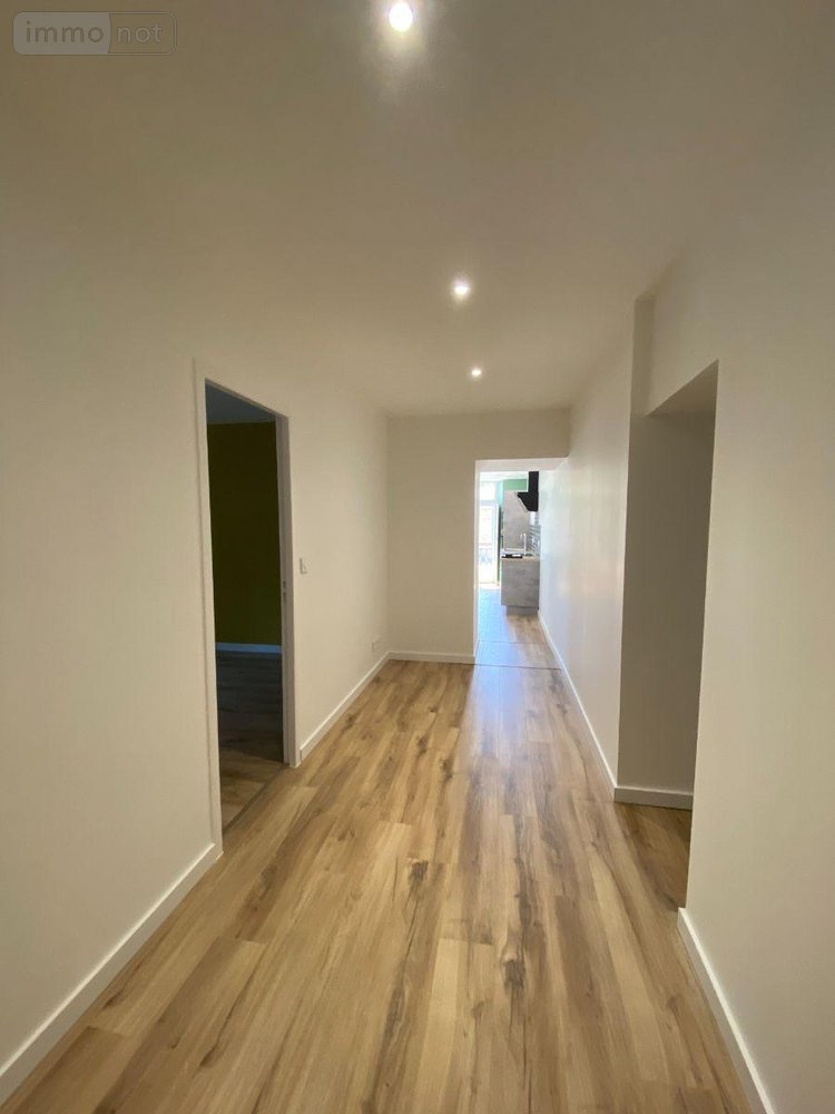 Location appartement La Chapelle-Chaussée 35630 Ille-et-Vilaine 64 m2 2 pièces 700 euros
