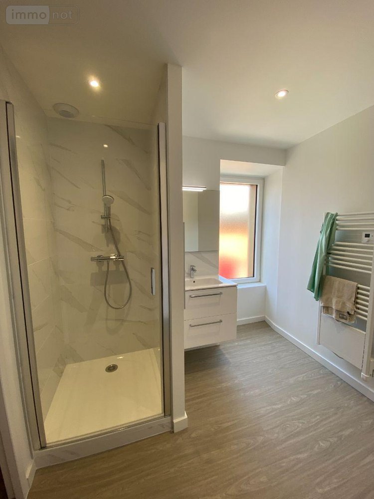 Location appartement La Chapelle-Chaussée 35630 Ille-et-Vilaine 64 m2 2 pièces 700 euros