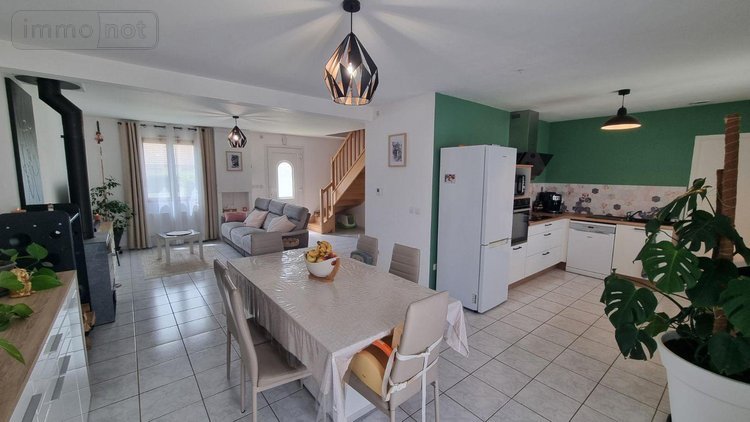 Location maison Courgains 72260 Sarthe 101 m2 5 pièces 800 euros