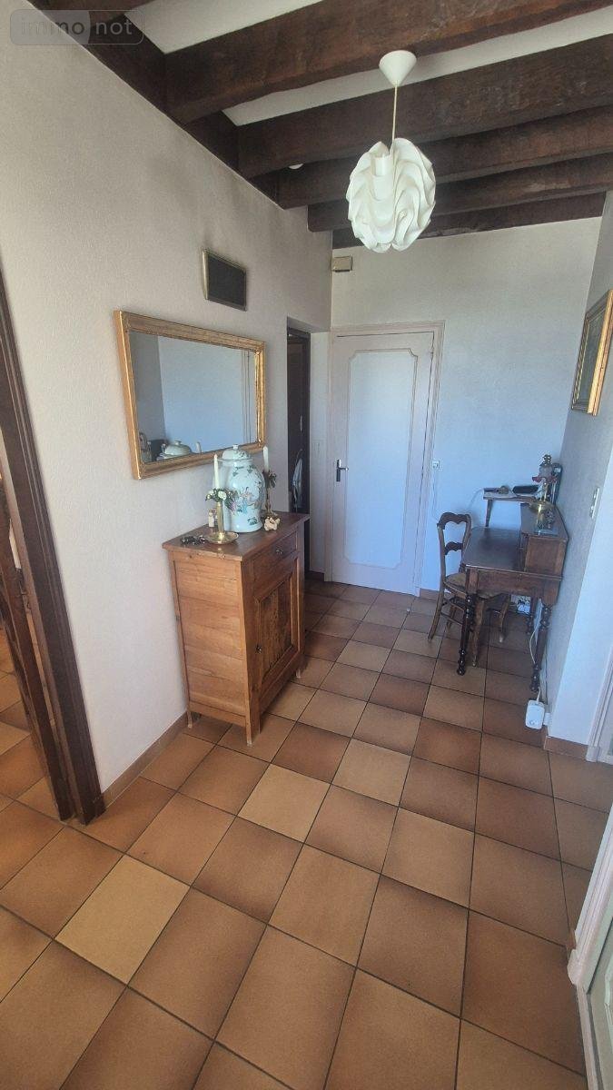 Maison a vendre Neuvy-Saint-Sépulchre 36230 Indre 210 m2 8 pièces 249600 euros