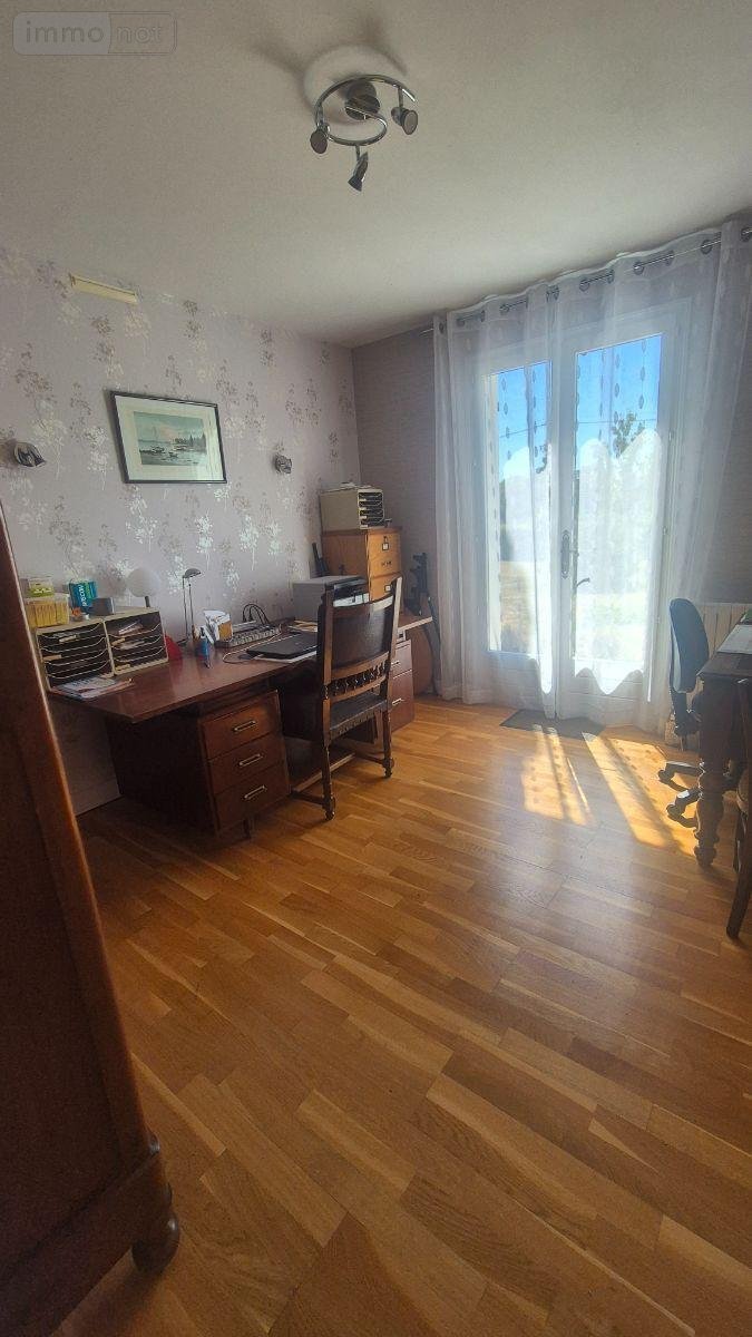 Maison a vendre Neuvy-Saint-Sépulchre 36230 Indre 210 m2 8 pièces 249600 euros