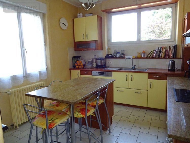Maison a vendre Fougères 35300 Ille-et-Vilaine 267 m2 8 pièces 471600 euros