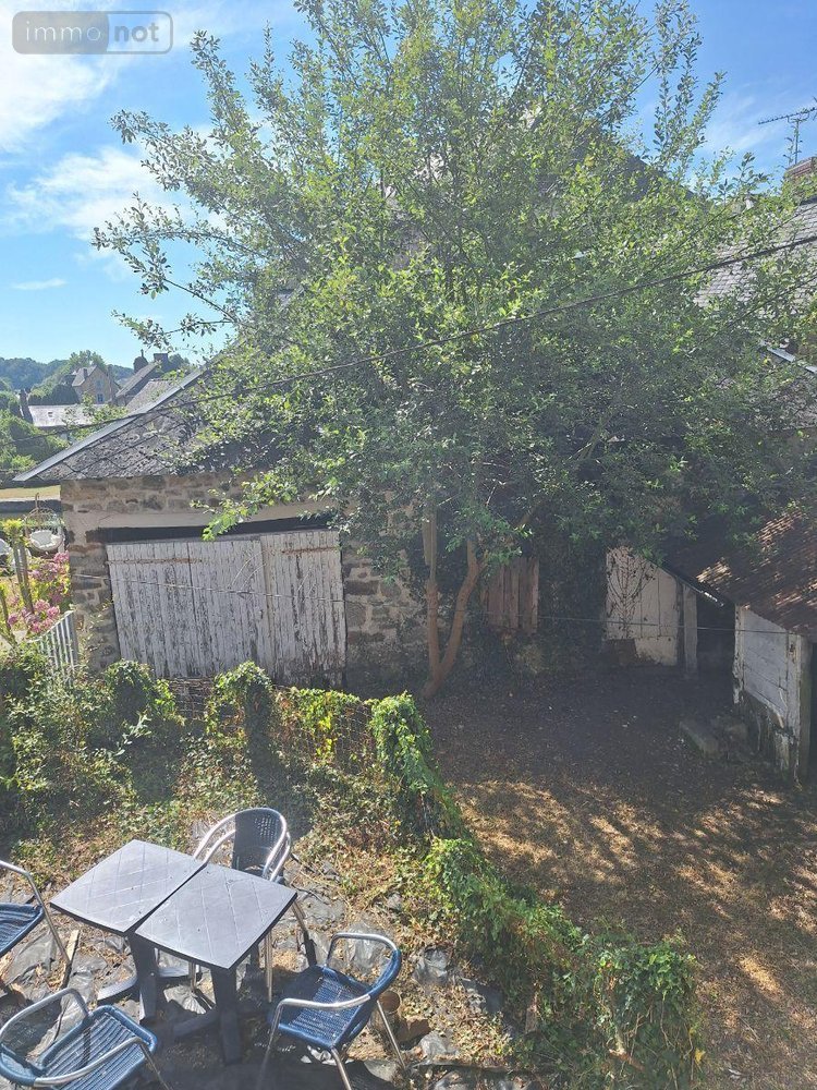 Immeuble a vendre Chailland 53420 Mayenne 350 m2  136500 euros