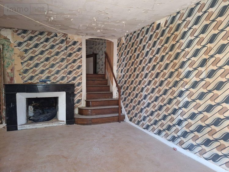 Immeuble a vendre Chailland 53420 Mayenne 350 m2  136500 euros