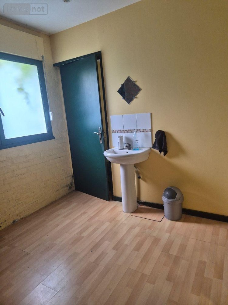 Location fonds et murs commerciaux Bailleul 59270 Nord 65 m2  1060 euros