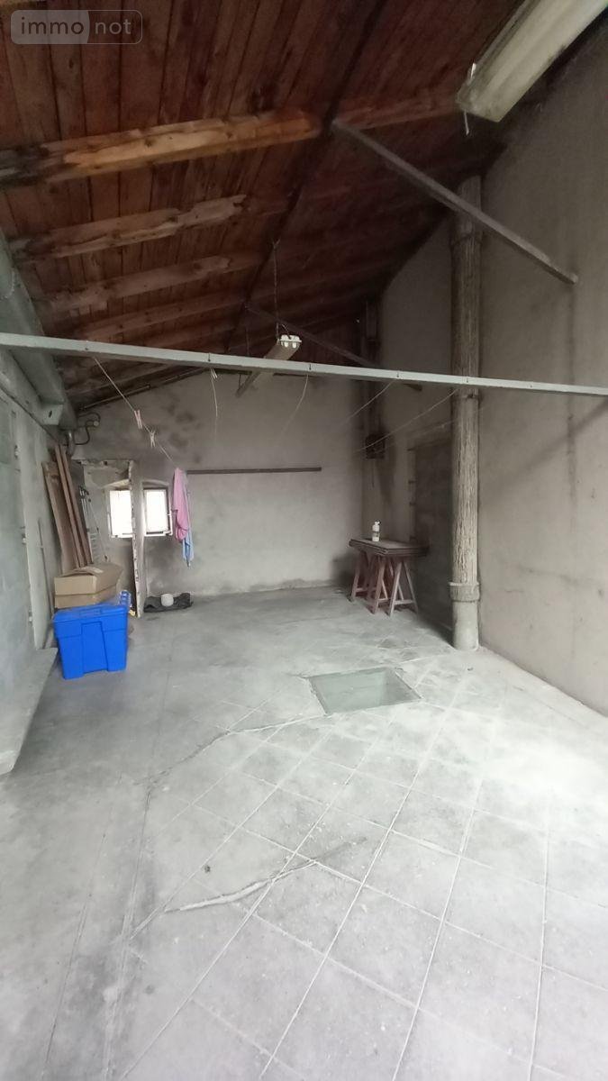Immeuble a vendre Murat 15300 Cantal 200 m2  279000 euros