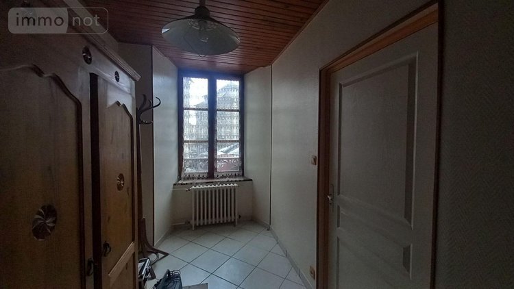 Immeuble a vendre Murat 15300 Cantal 200 m2  279000 euros