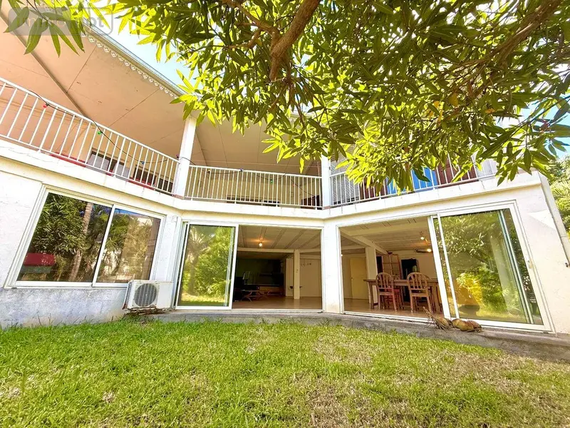 photos